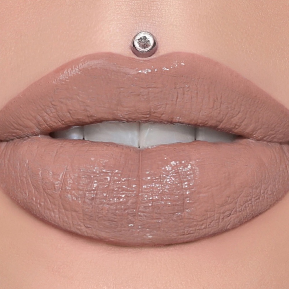 Jeffree Star Supreme Gloss in Celebrity Skin Brand New in Box